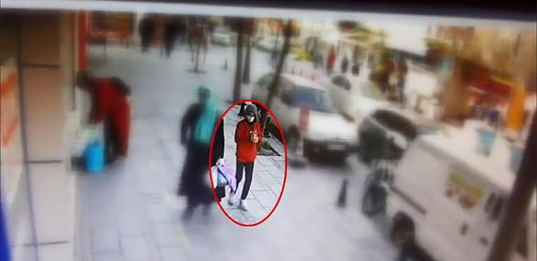 10 yaşında 473 suç kaydı olan çocuğun yankesicilik yaptığı anlar kamerada
