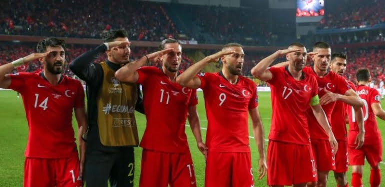 Skandal karar: UEFA’dan asker selamına bir soruşturma daha!
