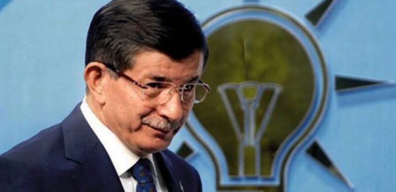 AK Parti’den Davutoğlu’na büyük darbe