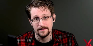 1571905575990-snowden