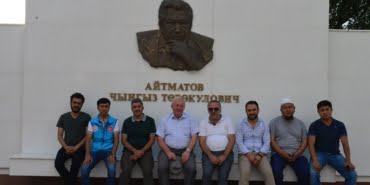 Türk dünyası Cengiz Aytmatov Anıtı'nda buluşuyor