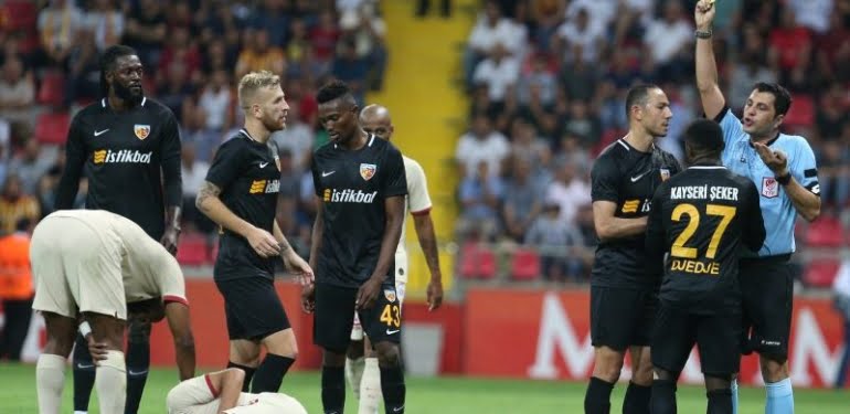 Kayserispor cephesinden çok sert açıklama: Maç değil kıyım!