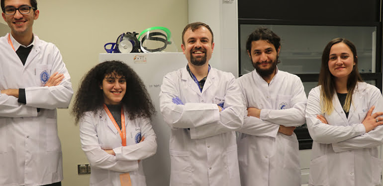 Türk bilim insanları H1N1 virüsünü 5 dakikada tespit eden taşınabilir cihaz geliştirdi