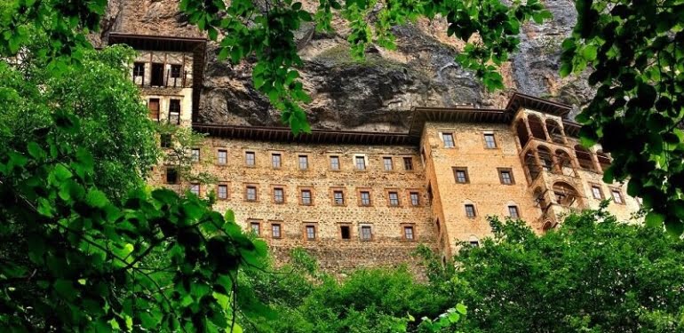 Sümela Manastırı’na ilgi artıyor