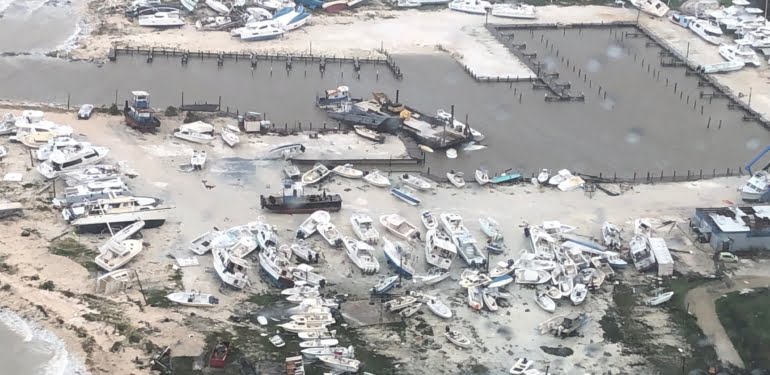 Kasırganın vurduğu Bahamalar havadan görüntülendi (DHA)