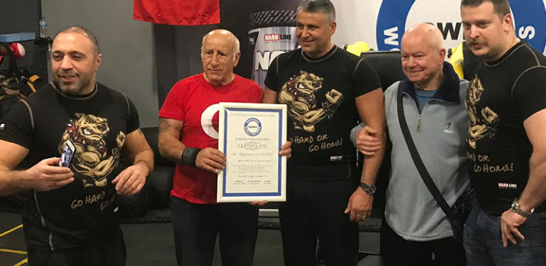 71 yaşındaki sporcu Hayrettin Sönmez, Guinness Rekorlar Kitabı’na girdi