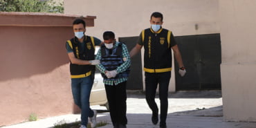 85-yasindaki-kadini-taciz-edip-15-yasindaki-cocuga-istismarda-bulundu_5857_dhaphoto1