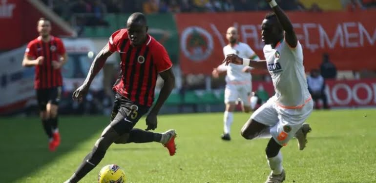 Alanyaspor’u Gençler durdurdu