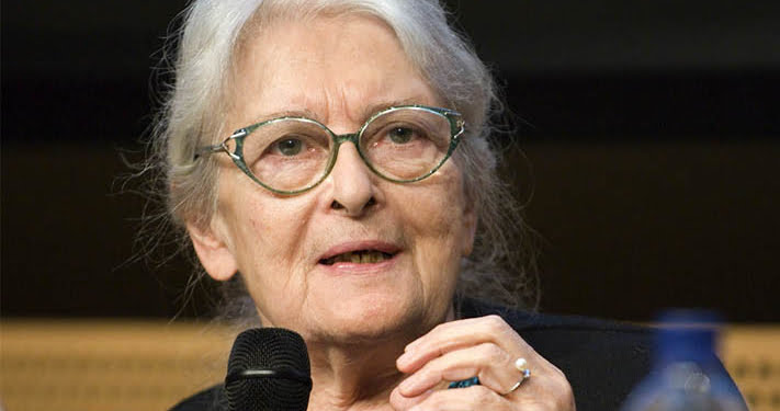 Prof. Dr. Ioanna Kuçuradi: ‘Eğitimde felsefe’ye önem vermeliyiz!’