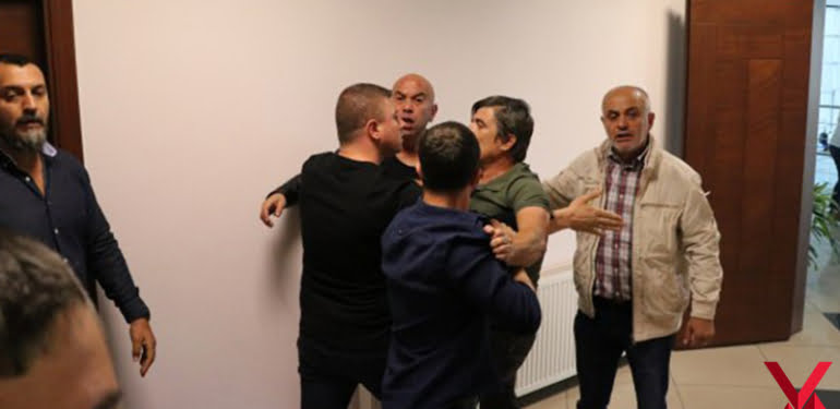 Süper Lig ekibine silahlı baskın şoku!