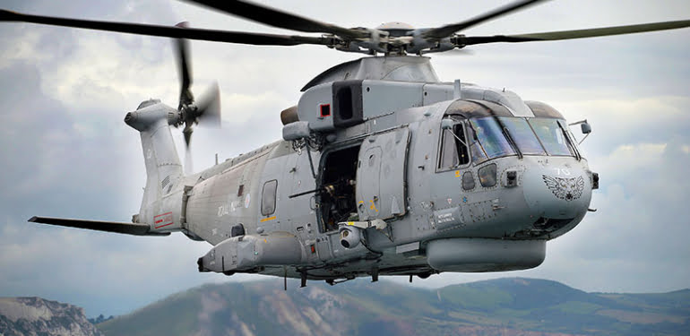 Üç motorlu helikopterler