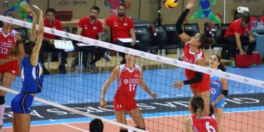 a-milli-kadin-voleybol-takimi-gloria-cuptaki-ikinci-galibiyetini-aldi_1920_dhaphoto1