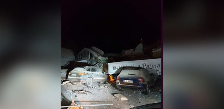 Arnavutluk’ta peş peşe depremler