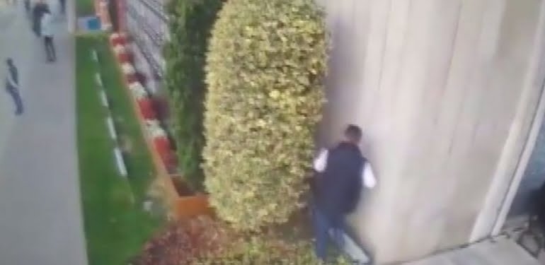 İmamoğlu’nun odasına girmeye çalışan jiletli şahıs yakalandı