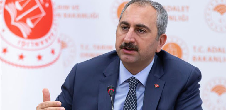 abdulhamit-gul-gocmen-aciklamasi