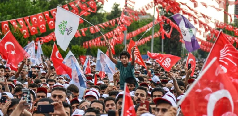 CHP’den ‘açılım’ hamlesi