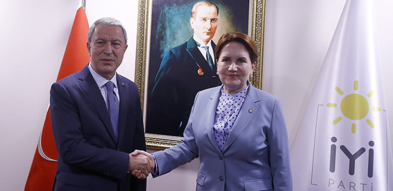 Milli Savunma Bakanı Hulusi Akar, İYİ Parti Genel Başkanı M
