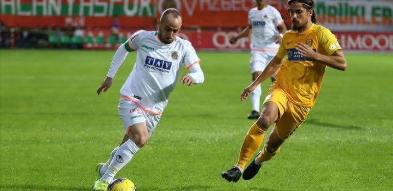 Alanyaspor evinde farklı