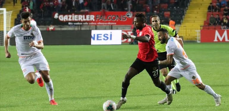 Lider Alanyaspor Gaziantep’e uzatmalarda takıldı