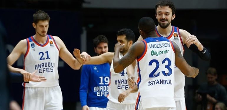 anadolu-efes-cska-dan-rovansi-aldi