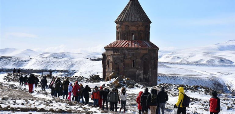 Ani kentine kışın da ziyaretçi akını