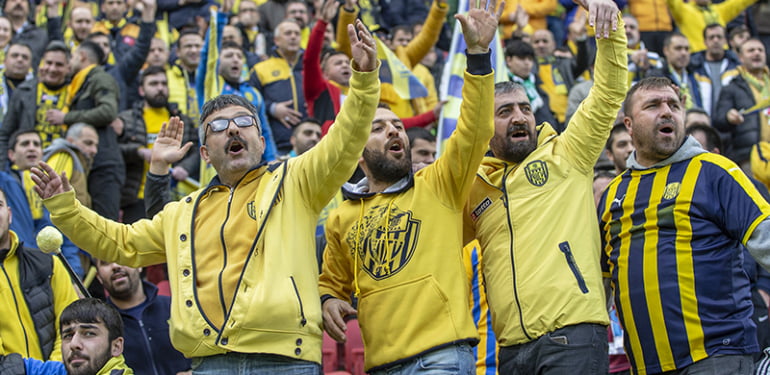 Süper Lig'in 20. haftasında MKE Ankaragücü ile Kasımpaşa,