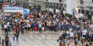 antalyadan-rekor-10-milyon-765-bin-946-turist-geldi_8737_dhaphoto2