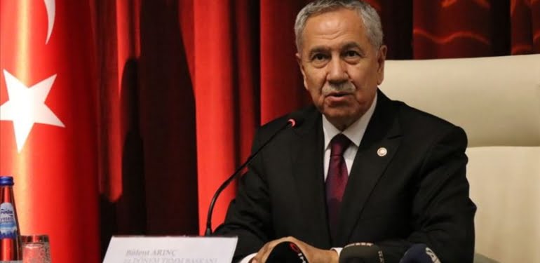 Bülent Arınç yeni parti için suskunluğunu bozdu