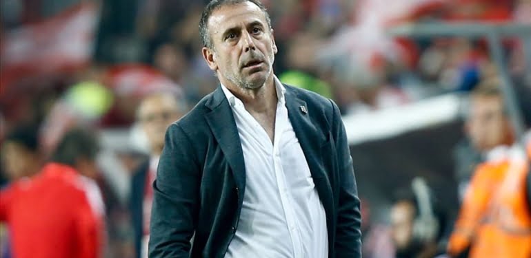 Beşiktaş, Portekiz’e hocasız gitti