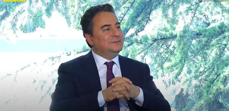 Babacan’dan muhafazakarlara: Cami sayısına, imar rantına dikkatle bakın