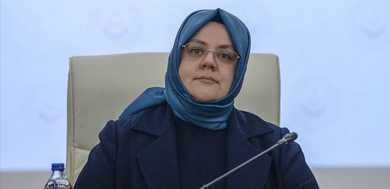 Kısa çalışma ödeneğine kimler başvurabilir? Bakan Selçuk’tan yeni açıklamalar…