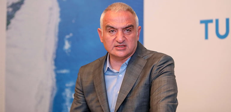 Bakan Ersoy: İkinci dalga ekovirüs şeklinde geliyor