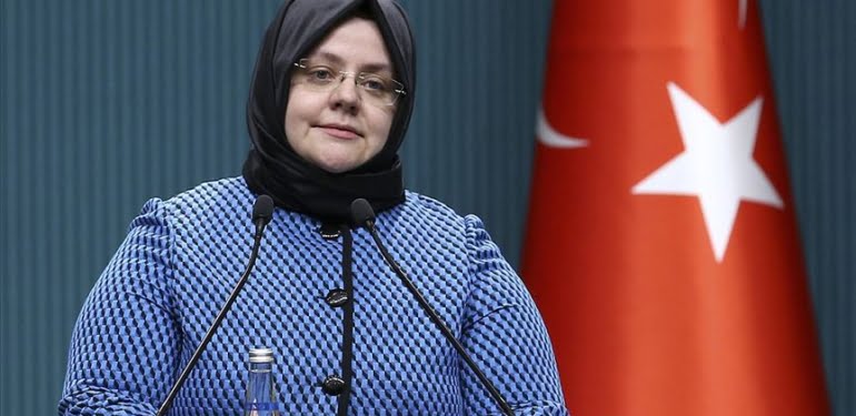 bakan-selcuk
