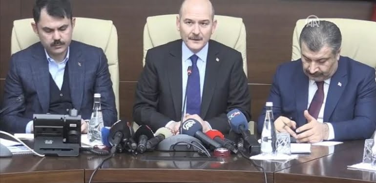 Bakanlar kameralar karşısına geçti