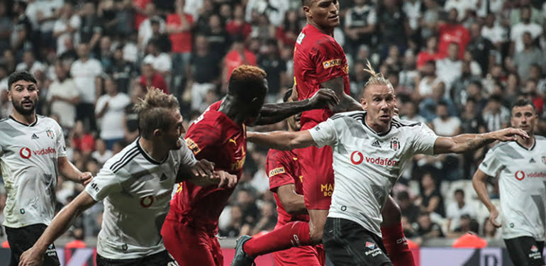 Beşiktaş, Süper Lig'de 2. haftanın açılış maçında Göz
