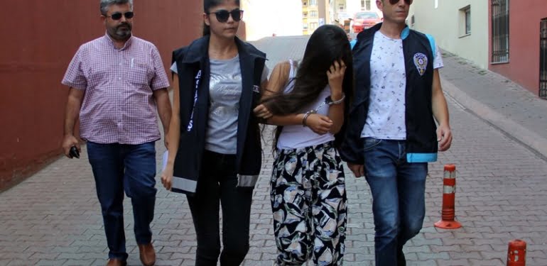 bir-ayda-8-hirsizlik-olayina-karisan-ebru-tutuklandi_6164_dhaphoto1