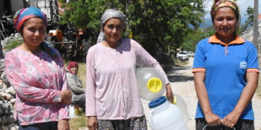 bir-damla-icme-suyuna-hasret-yasiyorlar_9950_dhaphoto3