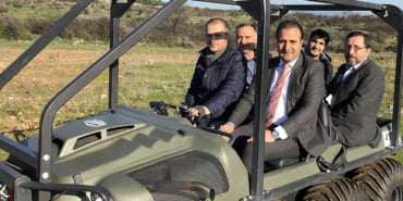 bu-fabrikada-askeri-araclari-gorunmez-kilan-kumas-uretiliyor_9233_dhaphoto1