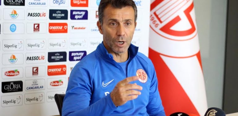 Antalyaspor Teknik Direktörü Bülent Korkmaz, Antalyaspor Atil
