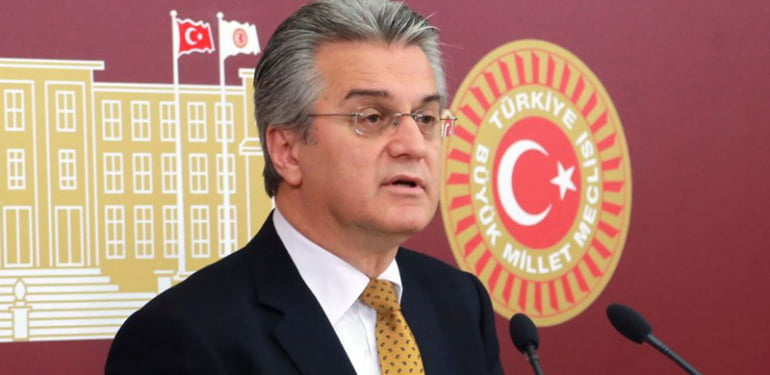 ‘6’lı masa’ çıkışıyla tartışılan CHP’li Kuşoğlu’ndan ‘istifa’ açıklaması
