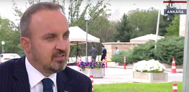 AKP’li Bülent Turan’dan baro başkanlarına ilginç sözler: Artistlik yaptılar