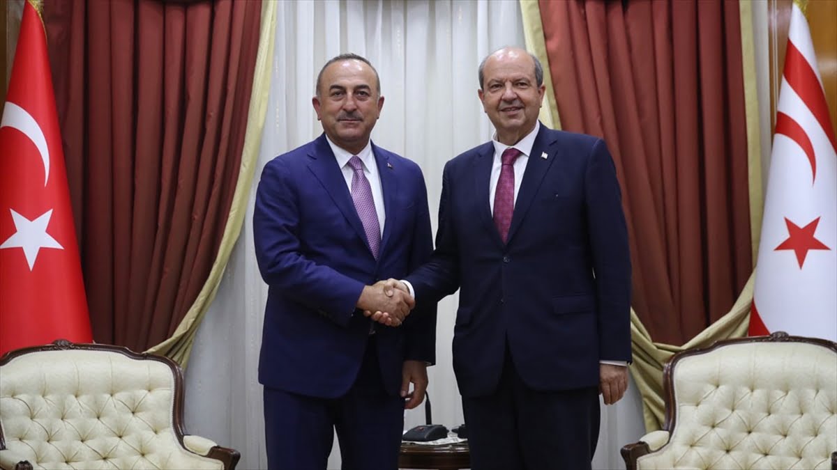 cavusoglu-kktc-basbakani-tatar-ile-gorustu_f983524