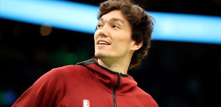 Cedi Osman’ın açıklaması sonrası depremzedelere destek yağdı