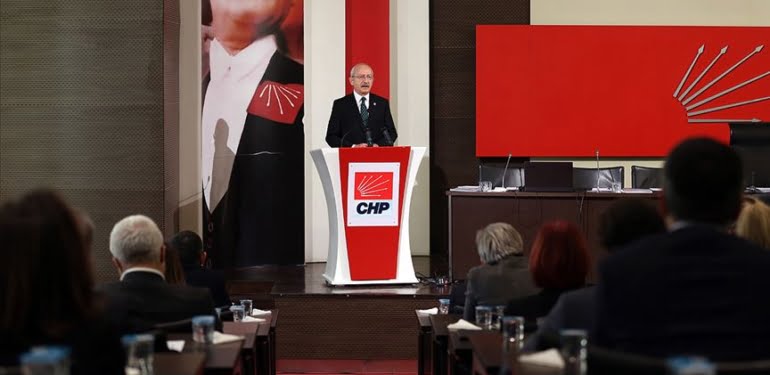 Kurultay acelesi bunun için mi? CHP’de ‘Gül ve Babacan ayarlı’ Parti Meclisi iddiası