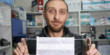cin-turkiyeye-sattigi-maskeleri-geri-aliyor_3573_dhaphoto1