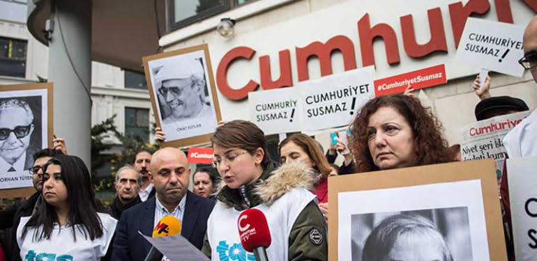 Cumhuriyet çalışanlarından Akit’e ‘bomba’ tepkisi