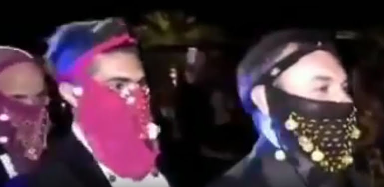 Damat ve arkadaşlarından coşkulu mezdeke dansı