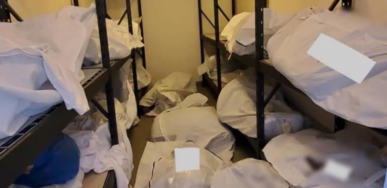 ABD’de cesetler hastane personellerinin odasına konuldu (DHA)