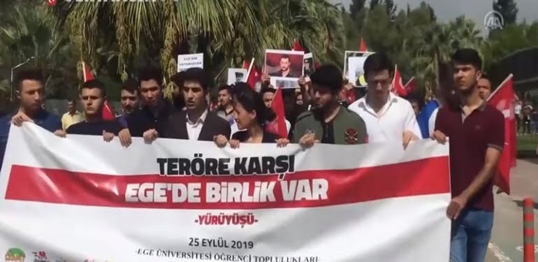 Ege Üniversitesi öğrencilerinden Diyarbakır annelerine destek