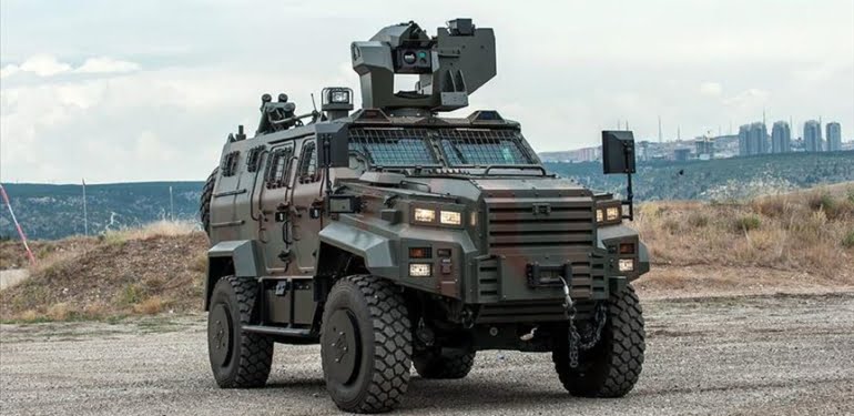 Türk zırhlısı Avrupa’nın kapısını açtı
